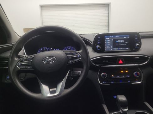 Used 2020 Hyundai Santa Fe SE FWD image 22