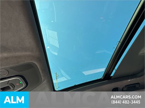 Used 2025 Audi RS Q8 performance image 40