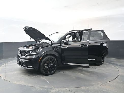 Certified 2022 Kia Sorento SX image 31