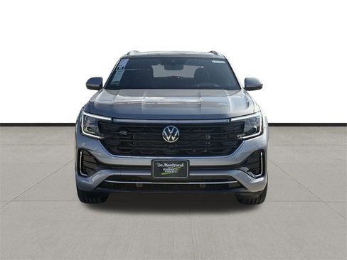 New 2026 Volkswagen Atlas Cross Sport SEL Premium R-Line image 2
