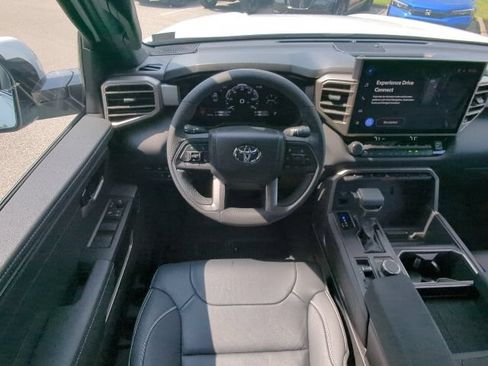 Used 2026 Toyota Tundra Limited AWD/4WD image 8