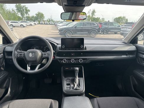 Used 2025 Honda CR-V EX image 19