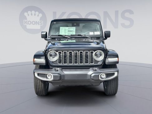 New 2025 Jeep Wrangler Sahara image 11