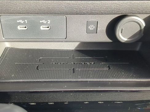 New 2026 Mitsubishi Outlander SE image 27