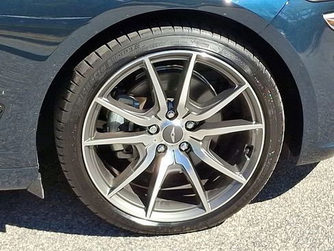 Used 2023 Genesis G70 2.0T image 8