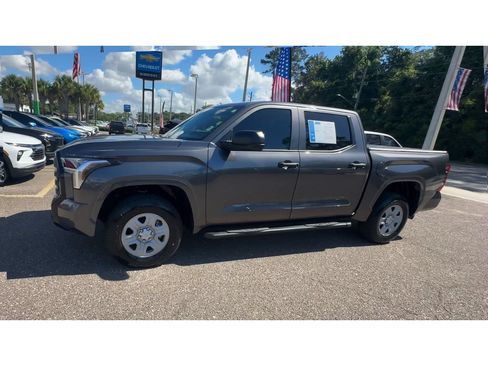 Used 2024 Toyota Tundra SR AWD/4WD image 6