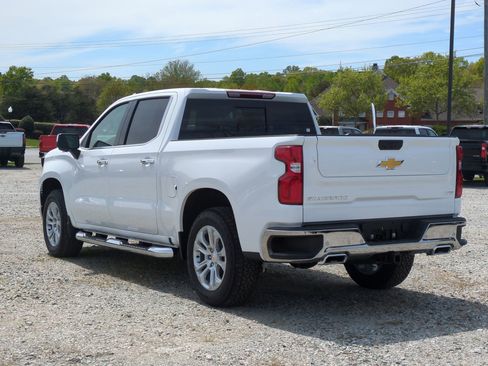 New 2026 Chevrolet Silverado 1500 LTZ w/ LTZ Premium Package AWD/4WD image 7