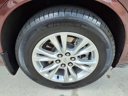 Used 2023 Cadillac XT6 Luxury FWD image 7