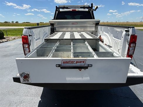 Used 2021 Ford F250 XL w/ Power Equipment Group AWD/4WD image 16