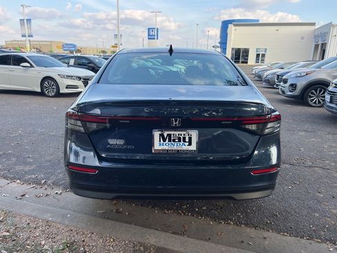 New 2025 Honda Accord SE image 5
