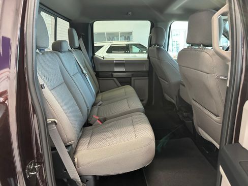 Used 2018 Ford F150 XLT w/ Equipment Group 302A Luxury AWD/4WD image 14