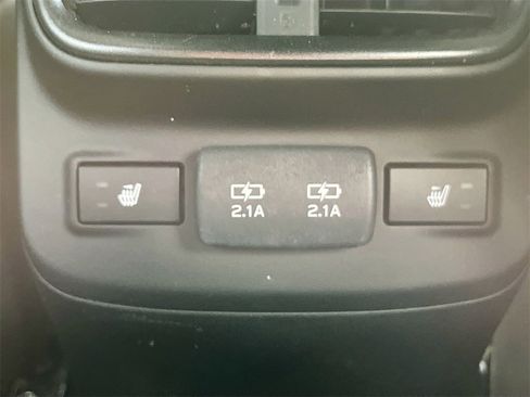 Used 2022 Subaru Outback Wilderness image 27