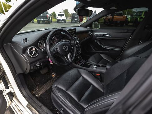 Used 2014 Mercedes-Benz CLA 250 4MATIC image 10