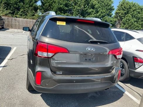 Used 2015 Kia Sorento EX FWD image 5