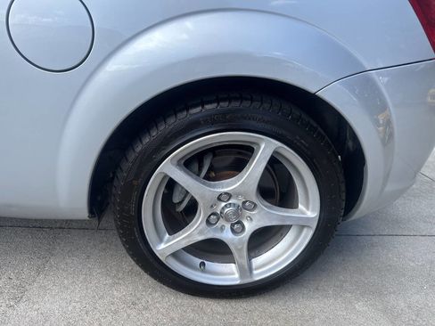 Used 2003 Toyota MR2 image 34