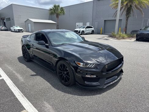 Used 2017 Ford Mustang Shelby GT350 w/ Electronics Package RWD image 9