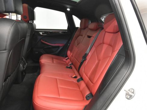 Used 2020 Porsche Macan S image 14