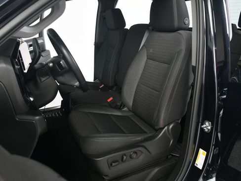 Used 2023 Chevrolet Silverado 1500 LT AWD/4WD image 31