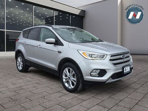 Used 2019 Ford Escape SEL image 10
