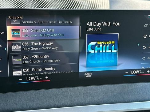 Used 2023 BMW iX xDrive50 w/ Sport Package image 20