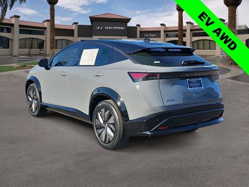 Used 2023 Nissan Ariya AWD image 6