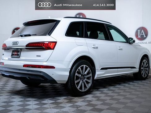 Used 2023 Audi Q7 2.0T Premium Plus w/ Premium Plus Package AWD/4WD image 6