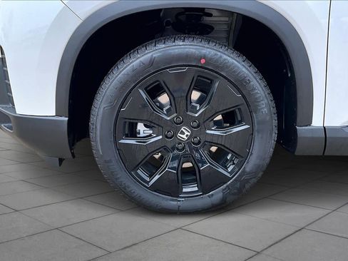 New 2026 Honda Pilot Black Edition image 11