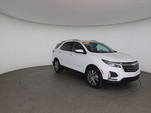 Used 2022 Chevrolet Equinox Premier FWD image 28