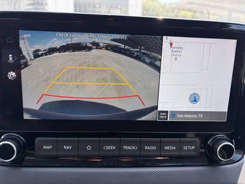 Used 2023 Hyundai Kona SEL w/ Convenience Package FWD image 9