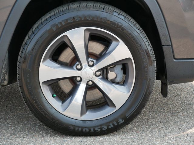 Used 2020 Jeep Cherokee Limited AWD/4WD image 9