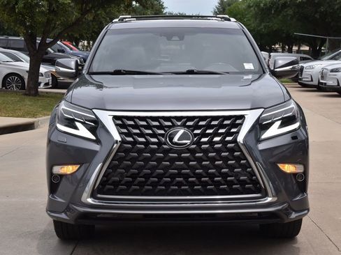 Used 2023 Lexus GX 460 Premium w/ Accessory Package AWD/4WD image 4