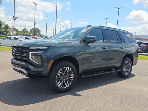 New 2026 Chevrolet Tahoe Z71 w/ Comfort Package AWD/4WD image 1