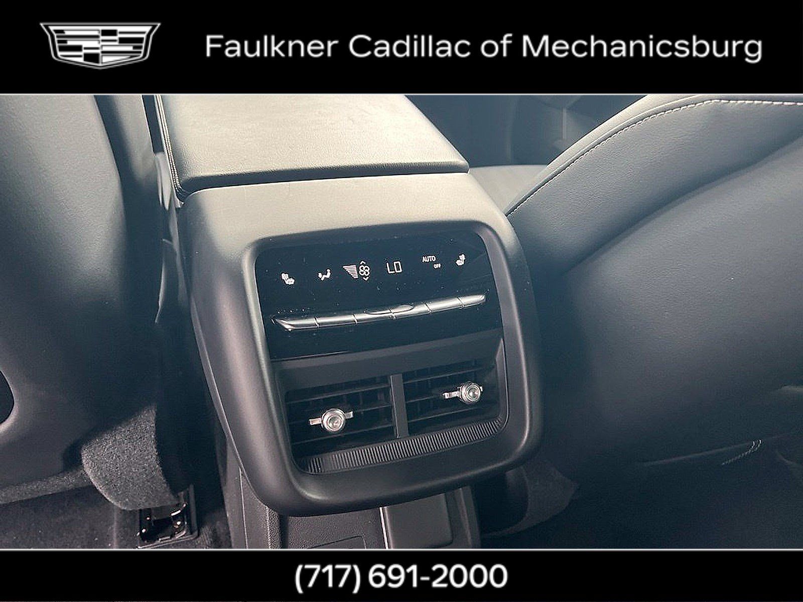 Used 2024 Cadillac Lyriq Sport AWD/4WD image 18