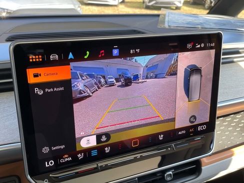 New 2025 Volkswagen ID. Buzz 1st Edition image 14