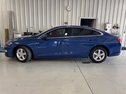 Used 2023 Chevrolet Malibu LS FWD image 2