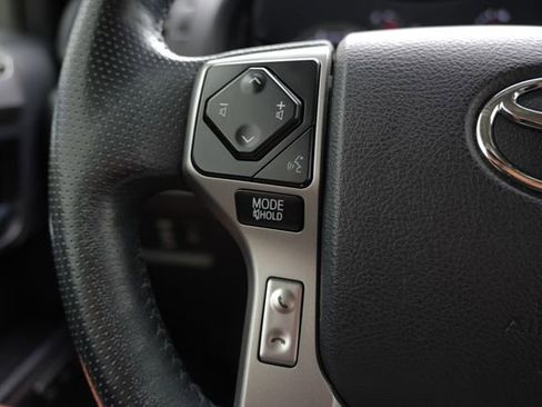 Used 2023 Toyota 4Runner Limited AWD/4WD image 23