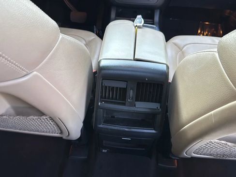 Used 2015 Mercedes-Benz GL 450 4MATIC image 29