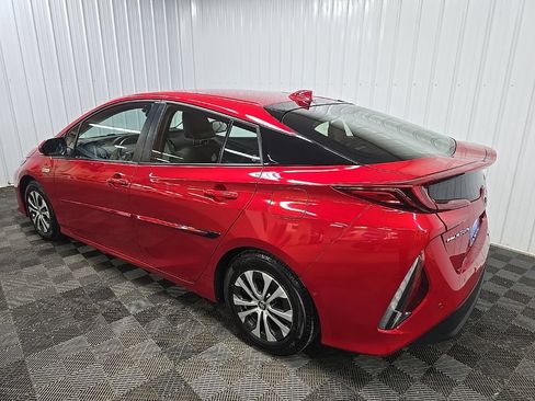 Used 2021 Toyota Prius Prime Limited FWD image 10