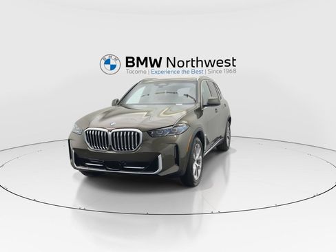 New 2026 BMW X5 xDrive40i w/ Climate Comfort Package AWD/4WD image 8