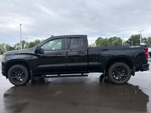Used 2023 Chevrolet Silverado 1500 Custom AWD/4WD image 14