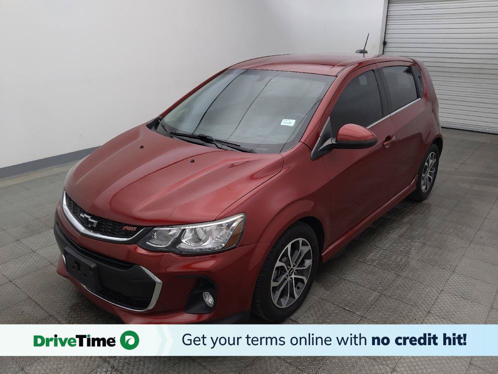 Used 2020 Chevrolet Sonic LT w/ Convenience Package FWD image 1