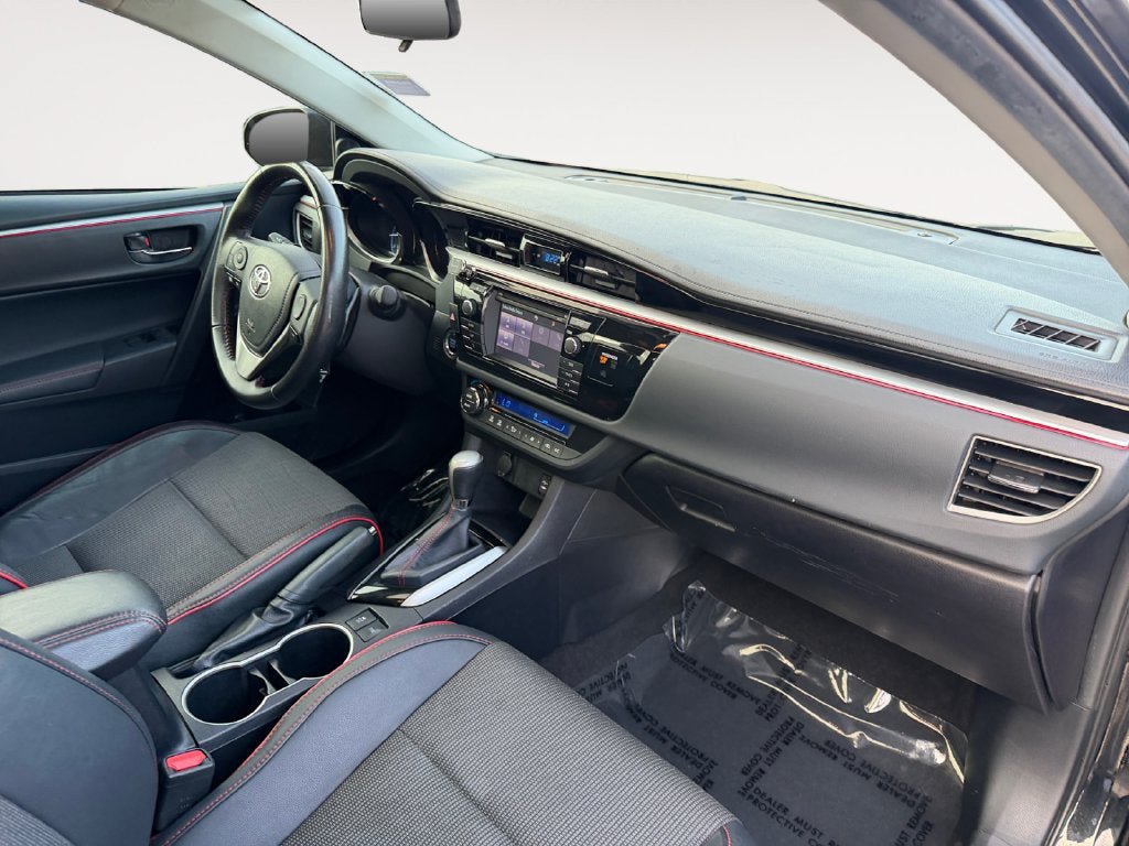 Used 2016 Toyota Corolla S Special Edition FWD image 26