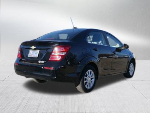 Used 2020 Chevrolet Sonic LT image 3