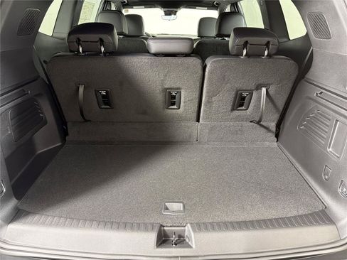 New 2026 GMC Acadia Elevation w/ Black Edition FWD image 17