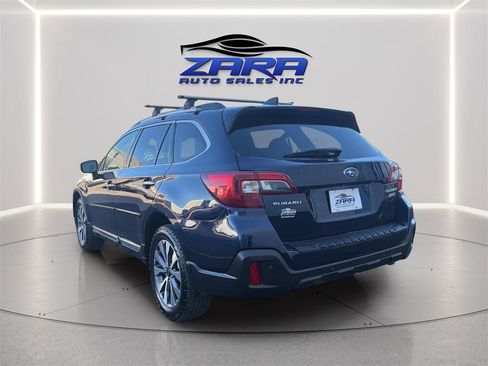 Used 2018 Subaru Outback 3.6R Touring w/ Popular Package #3 AWD/4WD image 5