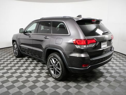 Used 2020 Jeep Grand Cherokee Laredo w/ Laredo X Package RWD image 28