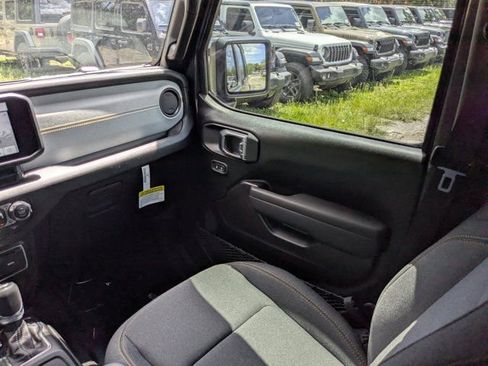 New 2026 Jeep Wrangler Unlimited Sport AWD/4WD image 17