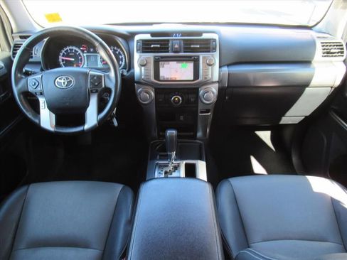Used 2016 Toyota 4Runner SR5 image 11