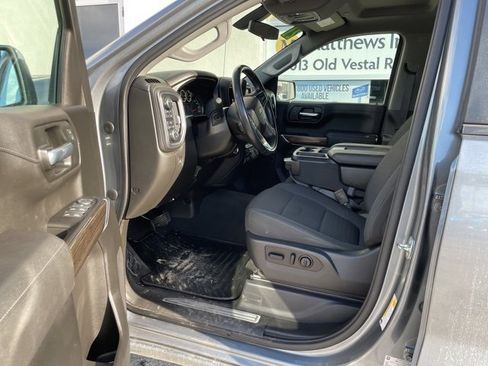 Used 2021 Chevrolet Silverado 1500 LT image 8