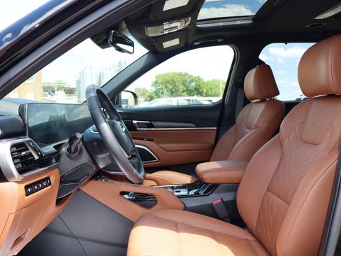 Used 2025 Kia Telluride EX X-Line AWD/4WD image 5